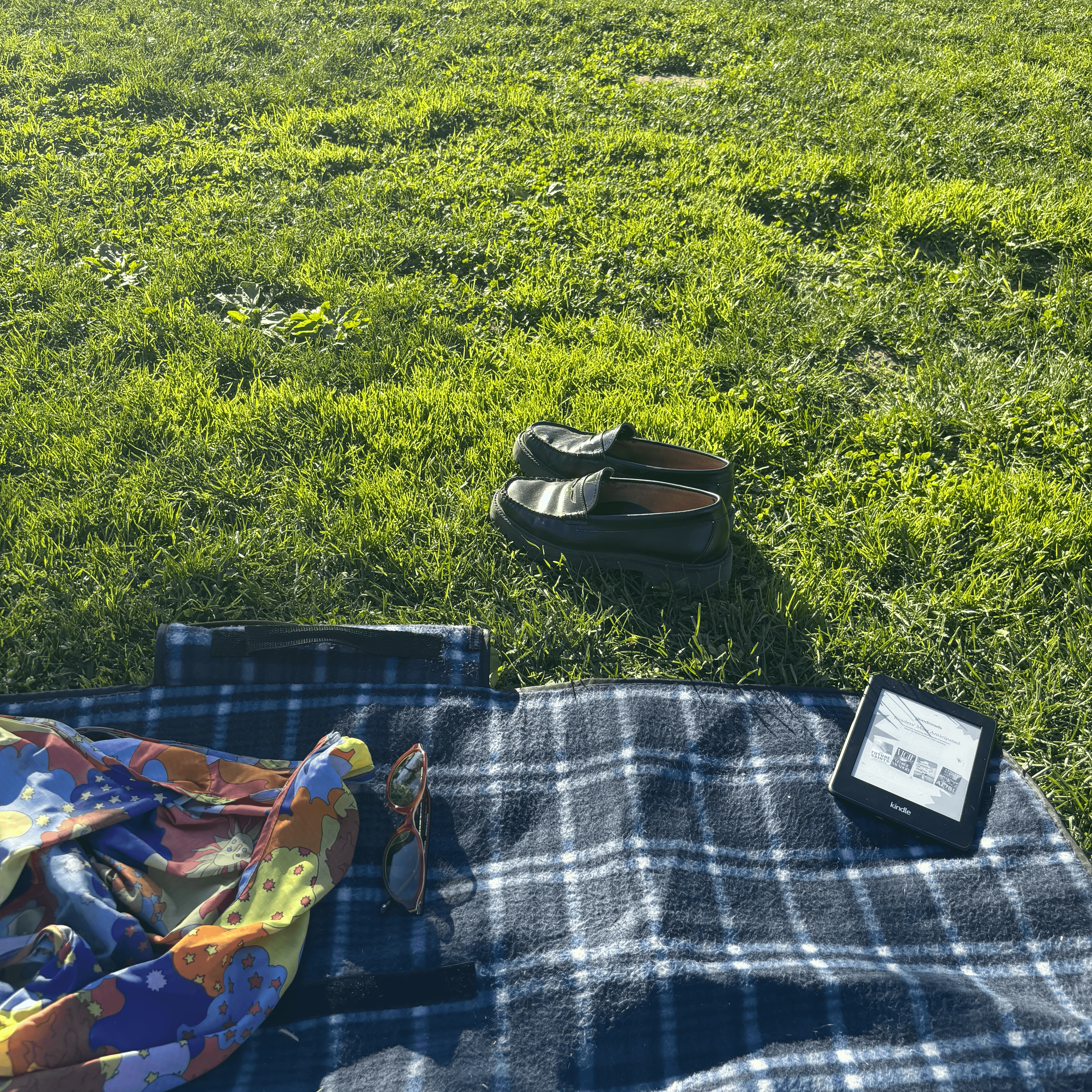 80 degree day in los angeles, walked to the res